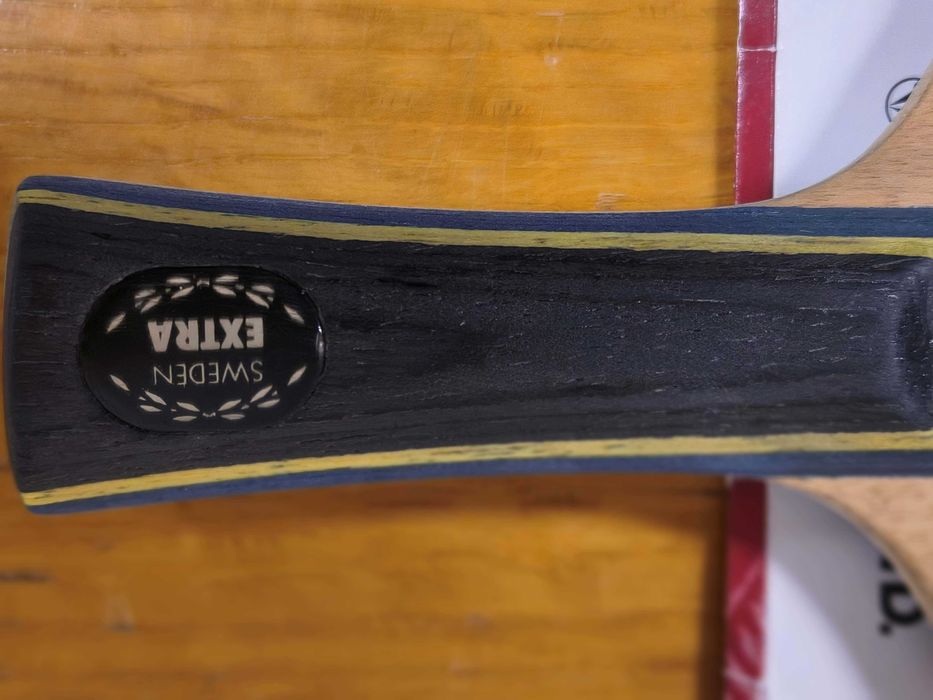Raquete tênis de mesa nível profissional ofensiva como nova