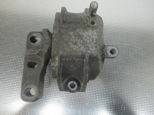 Apoio do motor AUDI A3 (8P1)