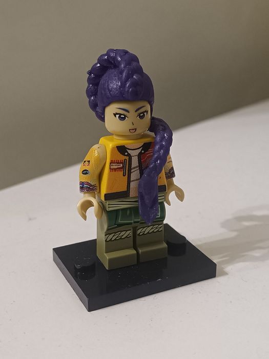 Figurki z klocków Huntrix