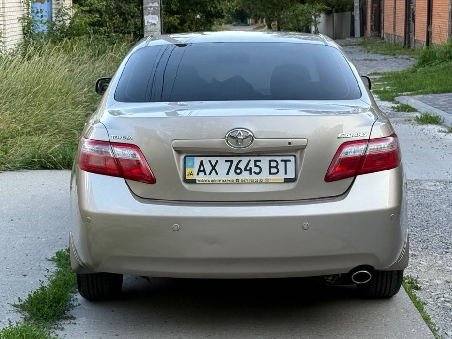 Продам Toyota Camry