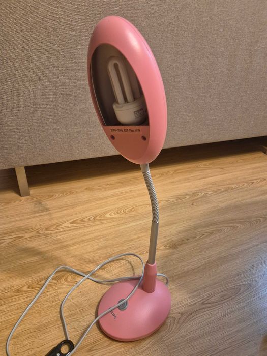 Lampka na biurko Philips, różowa, regulowana