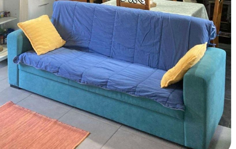 Lote de eletrodomésticos e mobília