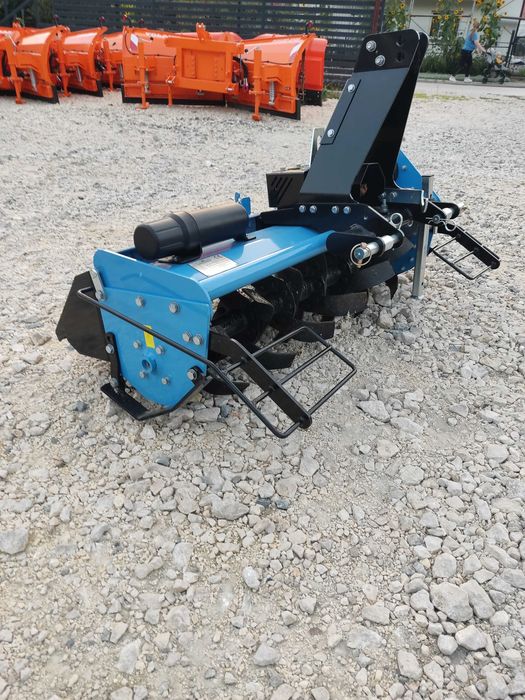 glebogryzarka Agrostar zawieszana do traktora Dostawa