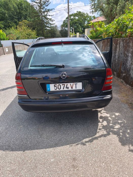 Vendo carrinha Mercedes-Benz C-220cdi 150cv AVANTGARDE 03/2001