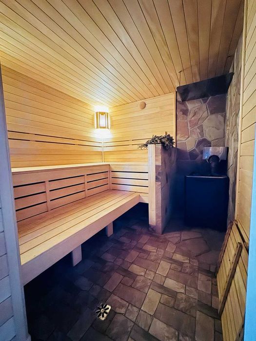 Продаж готельно-ресторанного комплексу у с.Росохач. (485 м.кв.,)РІЧКА