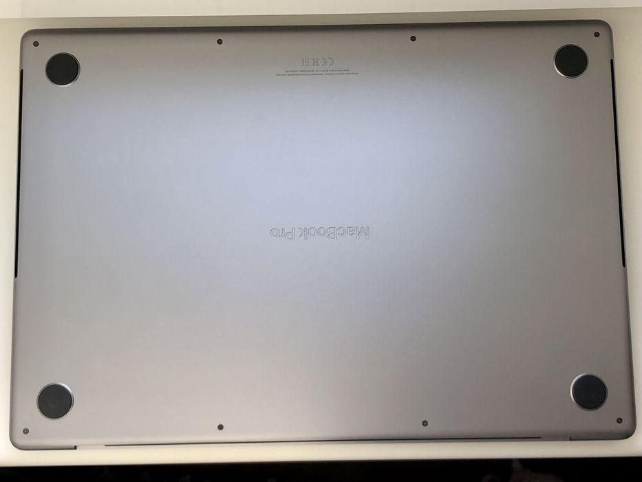 Apple MacBook A2485 M1 Pro 16Gb/512Gb