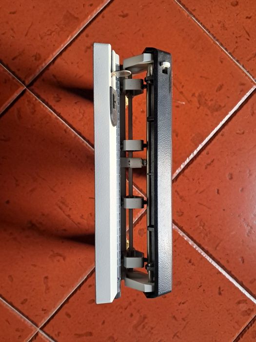 Furador LEITZ AKTO 5114