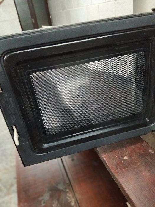Microondas completamente novo