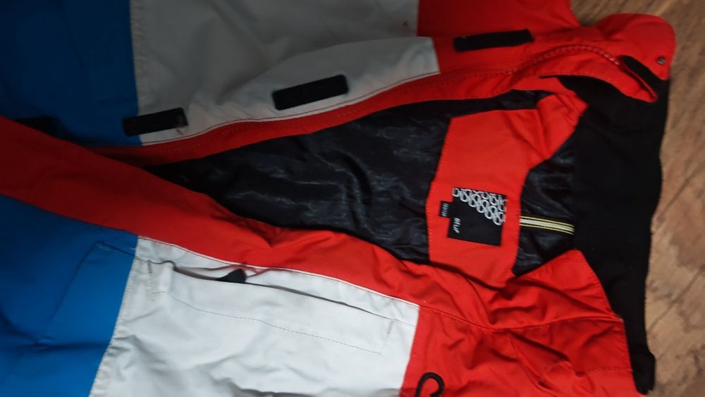 Kurtka narciarska zimowa chłopięca 122/128