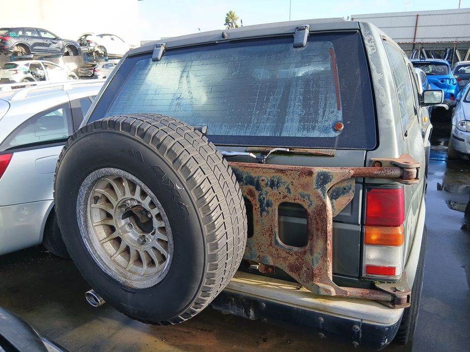 Porta / tampa da mala NISSAN Terrano I (WD21)