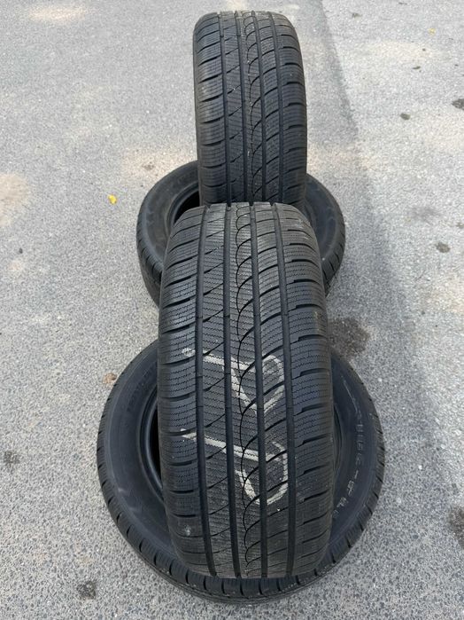 Opony Zimowe 255/55/18 4 Sztuki Po Jednym Sezonie