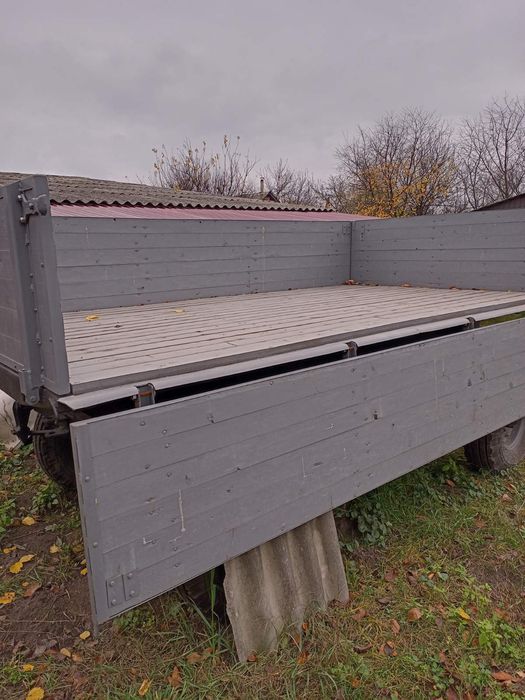 Тракторний причіп 2ПТС-4, обмін на мульчер.