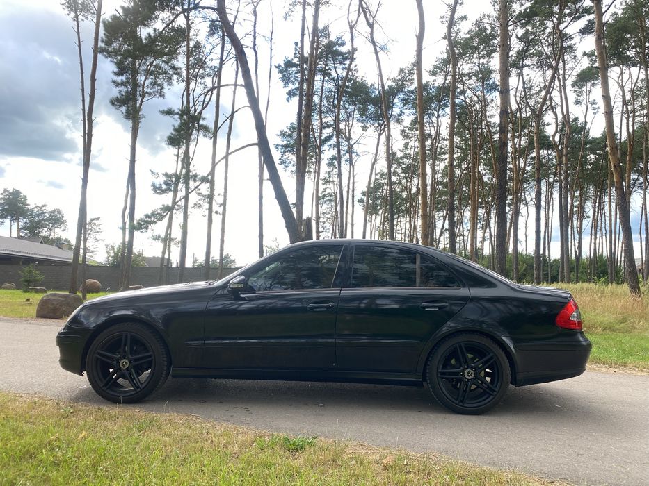 Mercedes 211 рестайлінг Автомат мерс