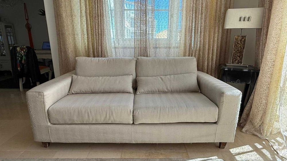 Sofá Beije 2 pessoas