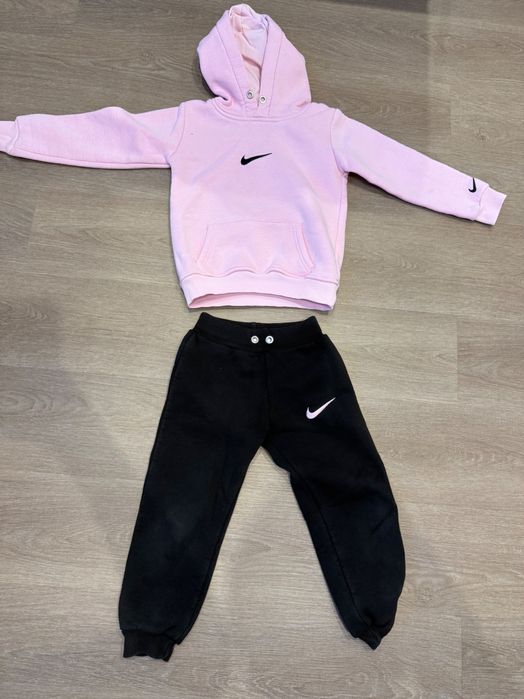 Костюм спортивний Nike