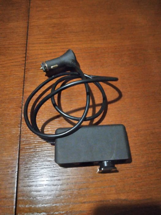 ładowarka samochodowa 4 wejścia usb