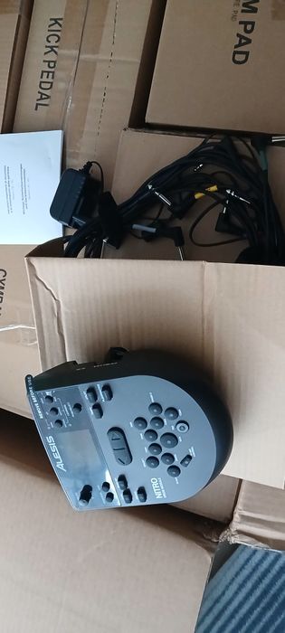 Alesis Nitro perkusja elektroniczna