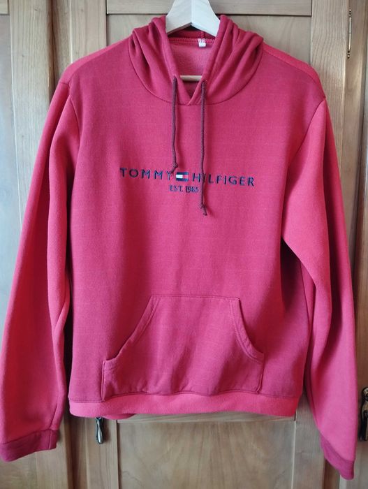 Camisola Vermelha com Capuz - Estilo Tommy Hilfige