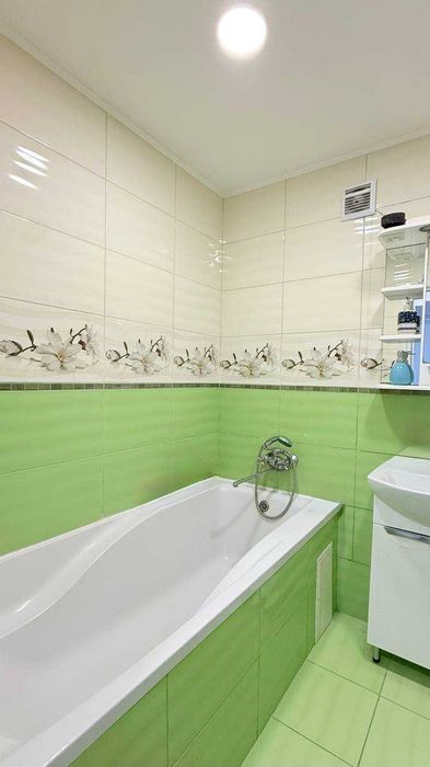 Продаж 2-к. квартири по вул. Кармелюка