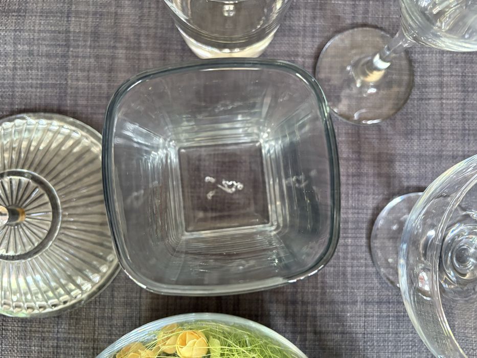 Посуд скляний, фарфоровий