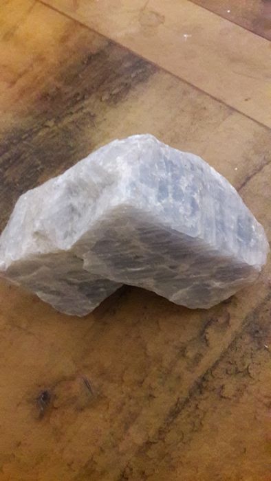 Камень любви -голубой кальцит