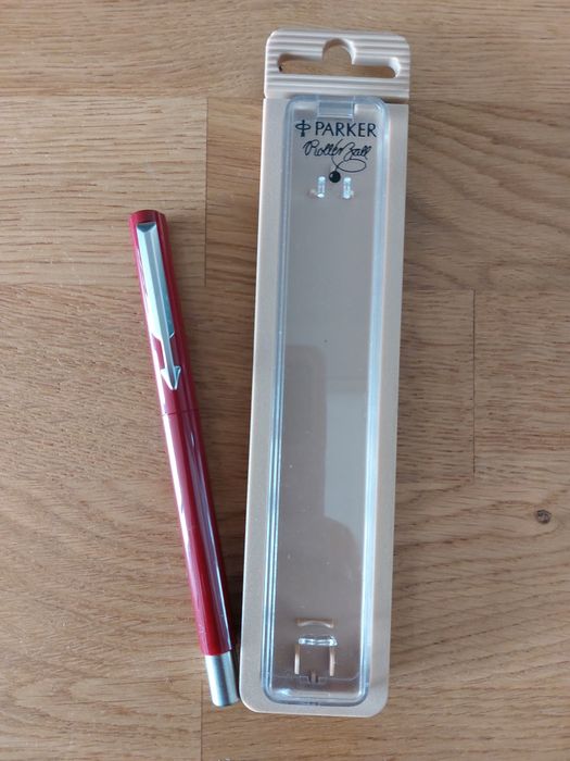 Caneta Roller Ball PARKER Vector 80's