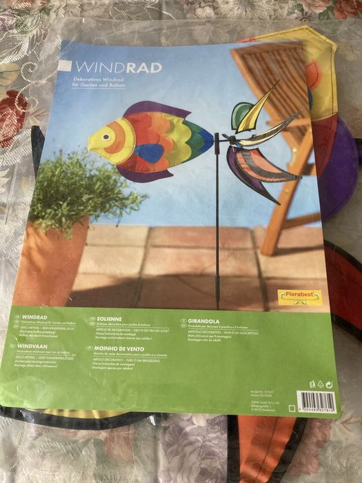 Artigos decorativos para festas ou jardim