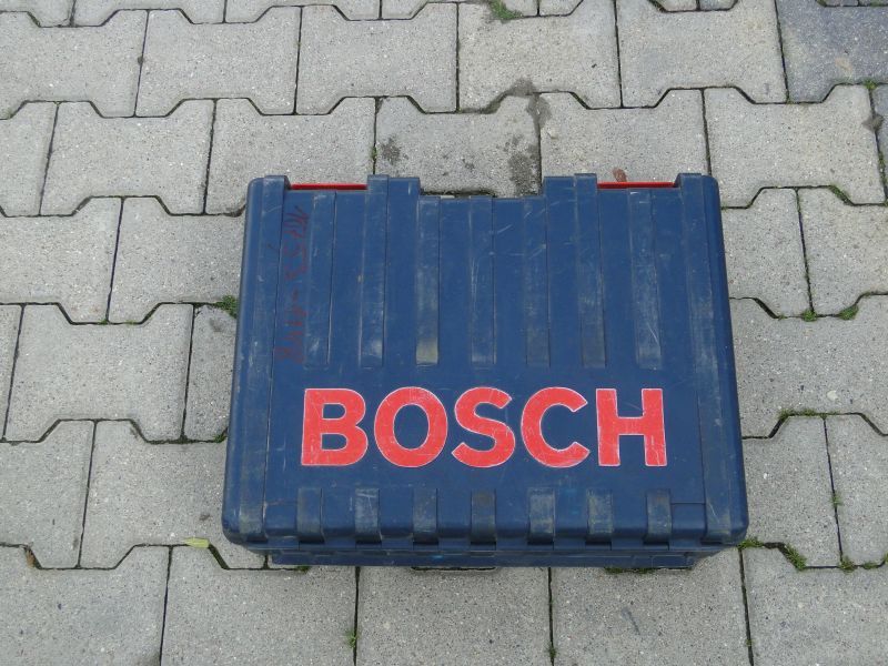 Młot udarowy Kujący BOSCH GSH 5 CE PROFESSIONAL sds Max Germany