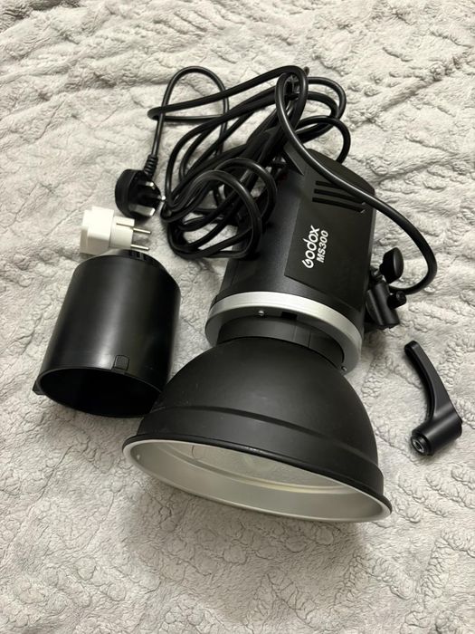 Студійний спалах Godox MS300 (Байонет Bowens)