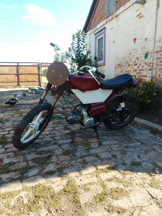 Продам мотоцикл " Delta 125cc " маленькое падение