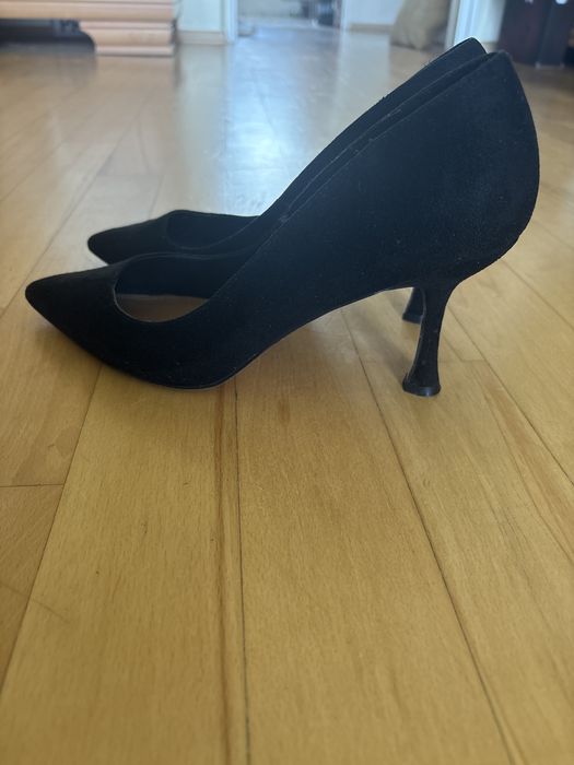 Czarne eleganckie szpilki