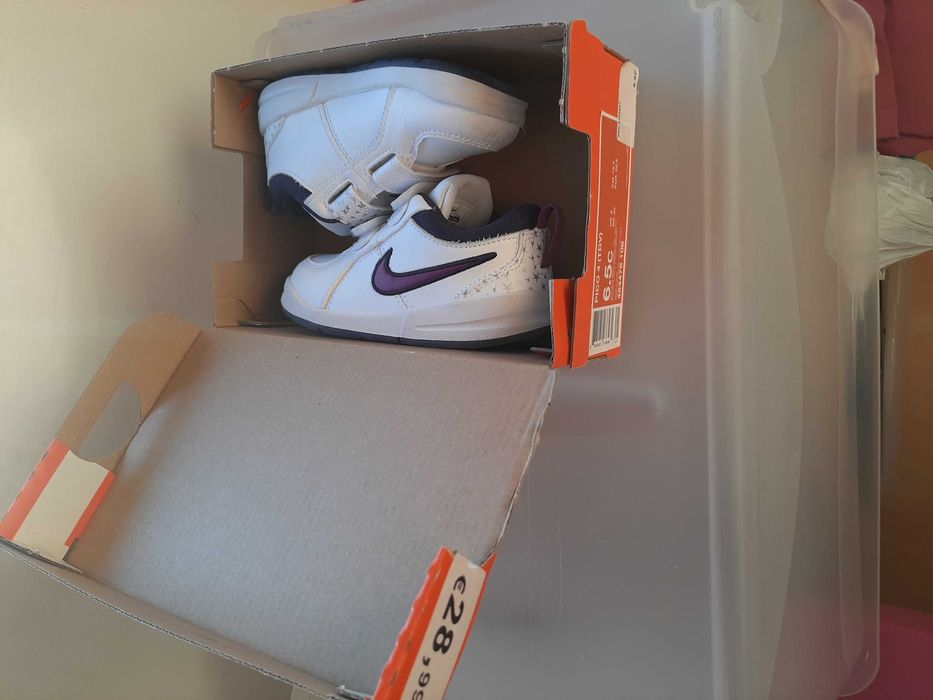 Sapatilhas Nike t.22,5 - NOVAS