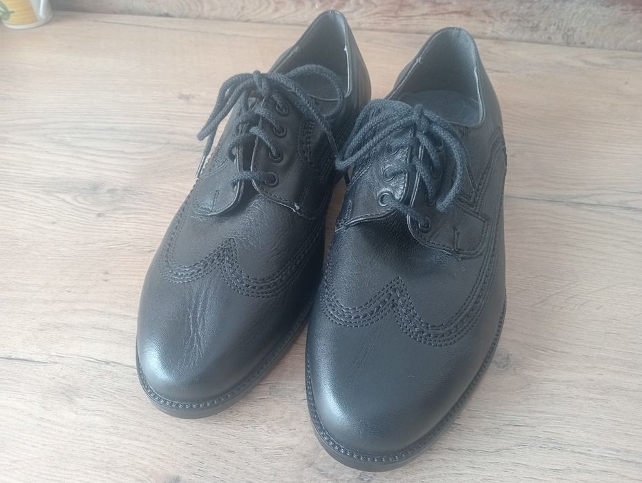 NOWE eleganckie buty męskie vintage, made in West Germany  40 rozmiar