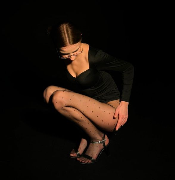 Колготки жіночі, якісні з принтами, червоні, моделі відкритого доступ