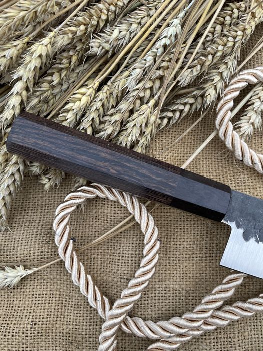 Кований ніж накірі з сталі N690 62-63hrc+кріо, ручної роботи з венге