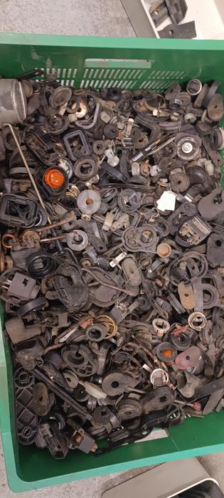 Fiat 126p przelotki gumowe karoserii rózne tylko do malucha