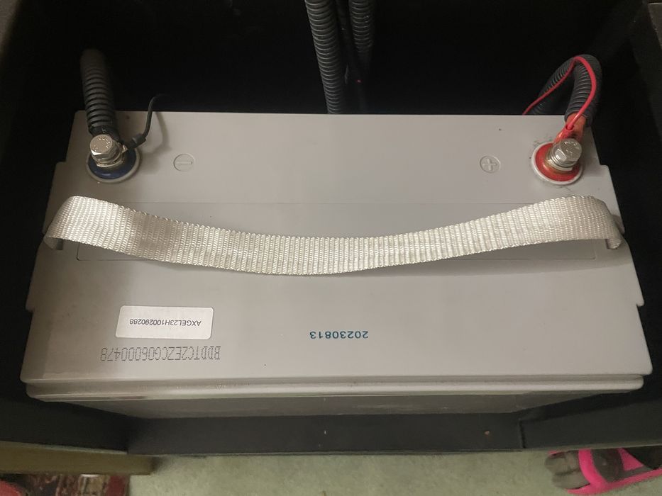 комплект 2 гелеві акб + балансир для них