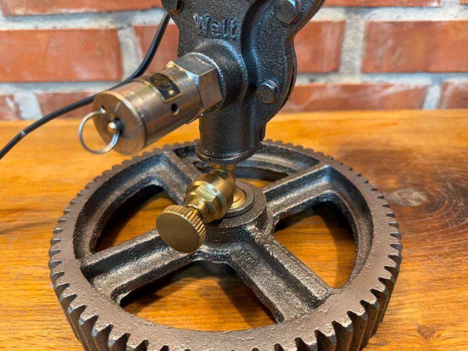 Lampa gabinetowa, industrialna, antyk.