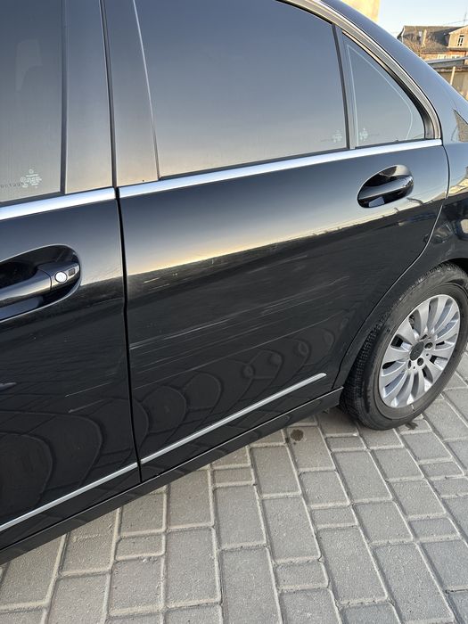 Mercedes-Benz c220 w204 2007 для військового