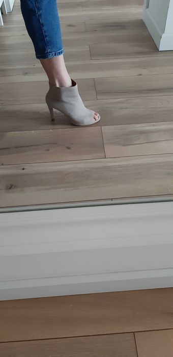 Botki, ryłko, szaryzamsz