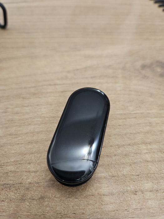 Xiaomi mi bend 7.