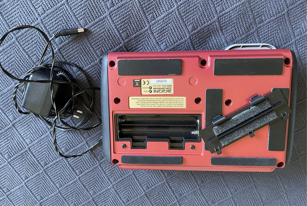 ZOOM B2.1u - Pedal de efeitos para Baixo