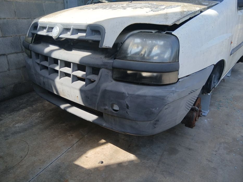 Pára-choques frente FIAT Doblo Cargo (223_)