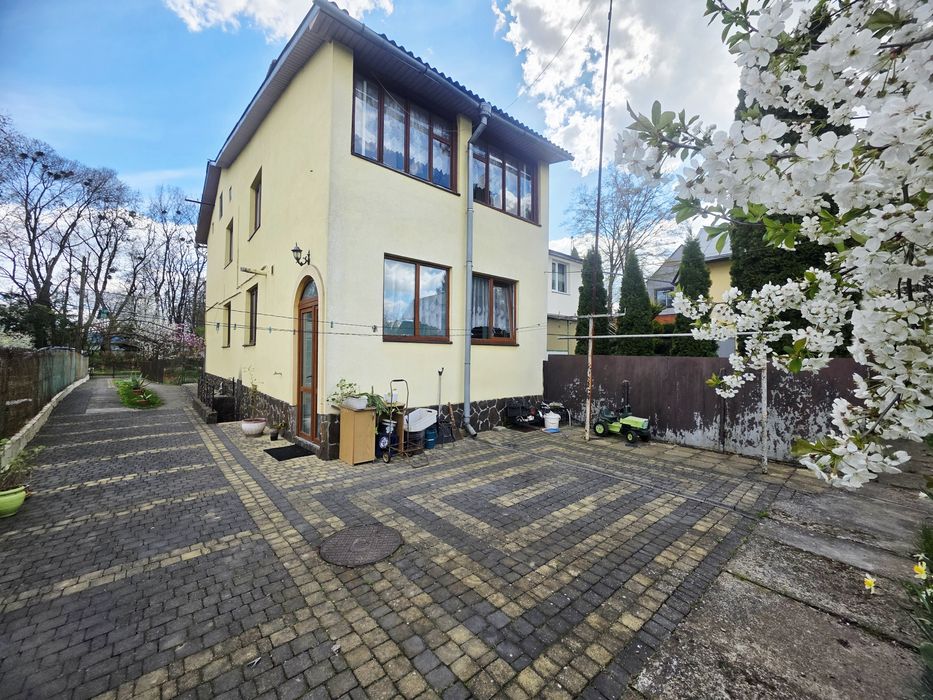 Продається будинок в Самборі!