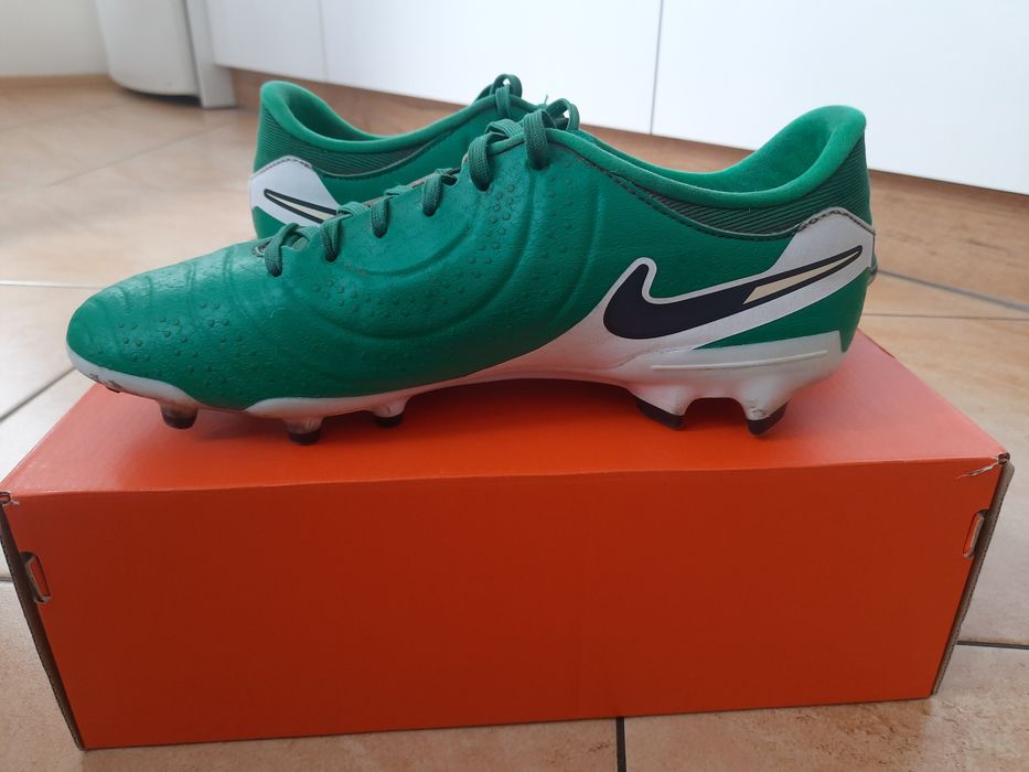 Nike tempo legend 10