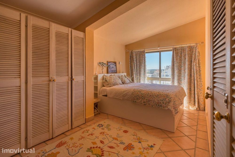 Apartamento T3 com Vista Mar em Portimão, Faro