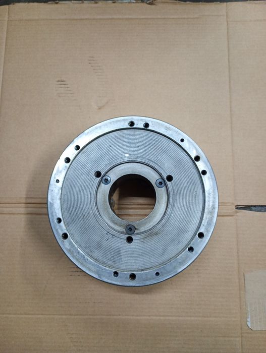 Uchwyt Tokarski 230mm