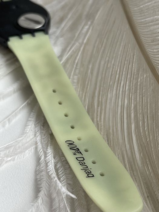 Годинник SWATCH 007 BARON SAMEDI Villian Collection