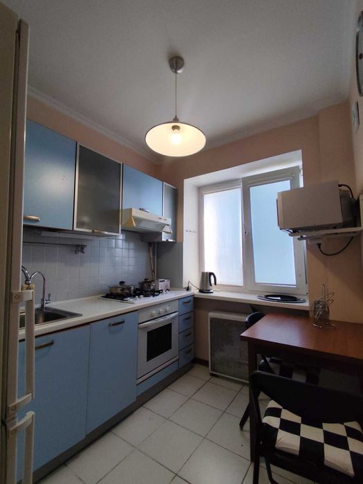 Здам 2х кімн. Колонтаевская/Центр