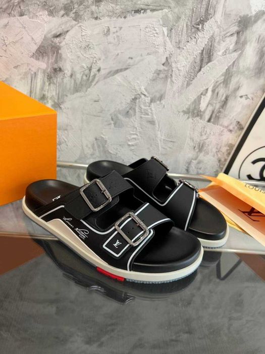 Louis Vuitton Buty, sandaly klapki, skora 180220